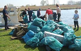 De Kaag kan er weer tegenaan, 510 kilo zwerfvuil opgeruimd!