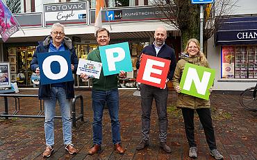 Winkeliers sluiten deuren, maar zijn gewoon open!