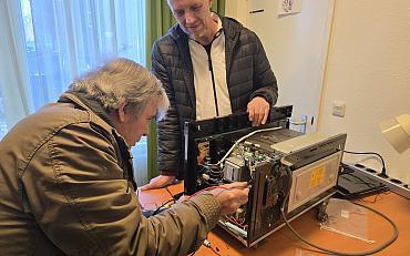 Repair Café Lisse, een tweede leven voor apparaten