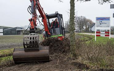 Duizenden planten voor plantsoenen Noordwijkerhout