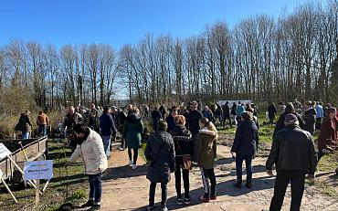 Bomen weggeefdag in Sassenheim overweldigend succes!