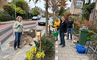 Tegels eruit, planten erin actie