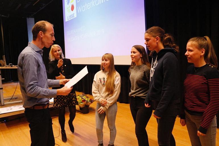 Leerlingen Fioretti College 'kraken de casus' rondom duurzaamheid