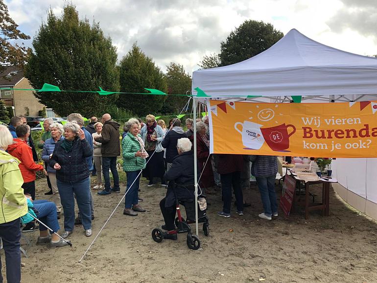 Buren maken de buurt, meld je aan voor Burendag