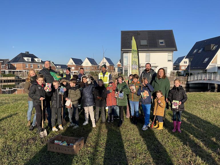 Kinderen vieren Boomfeestdag in Hillegom, Lisse en Teylingen