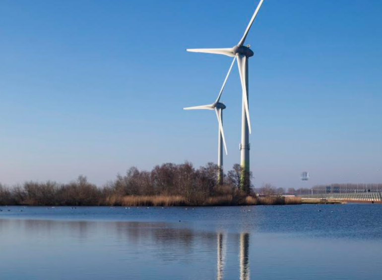 Bewonerscoöperatie haalt fluitend 1,65 miljoen binnen voor aanschaf windmolens